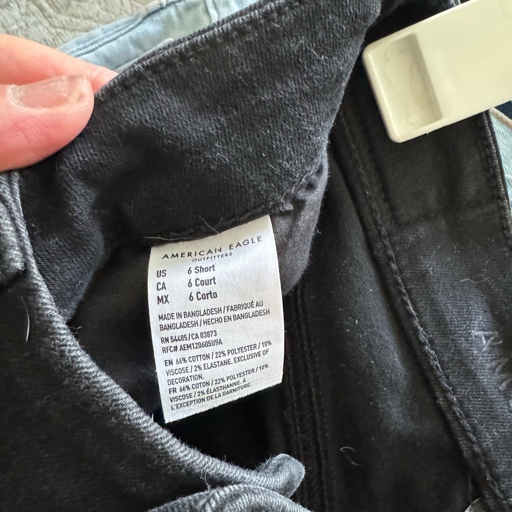 American Eagle Black Denim Jeans size 6